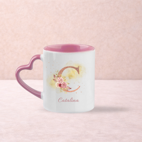Taza con inicial